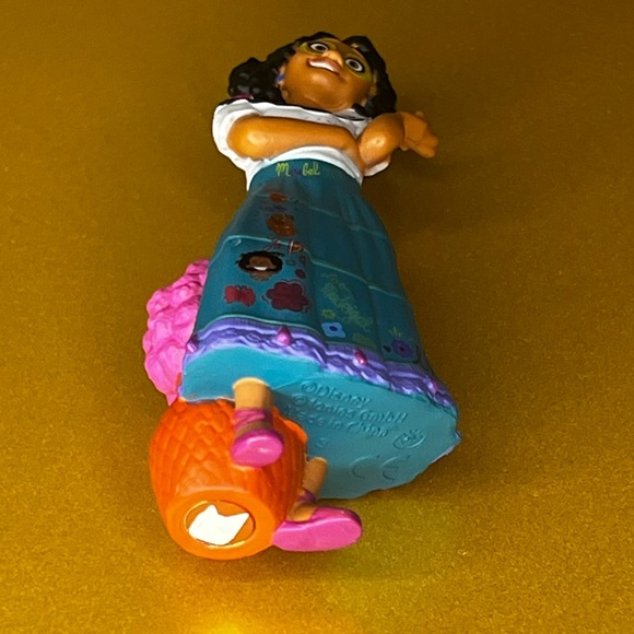Disney Encanto Mirabel Tonie - Picture 2 of 2